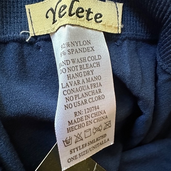 ✂️ SPRING SWEEP SALE Seamless Form Fitting Soft Navy Blue Leggings One Size - Picture 10 of 10